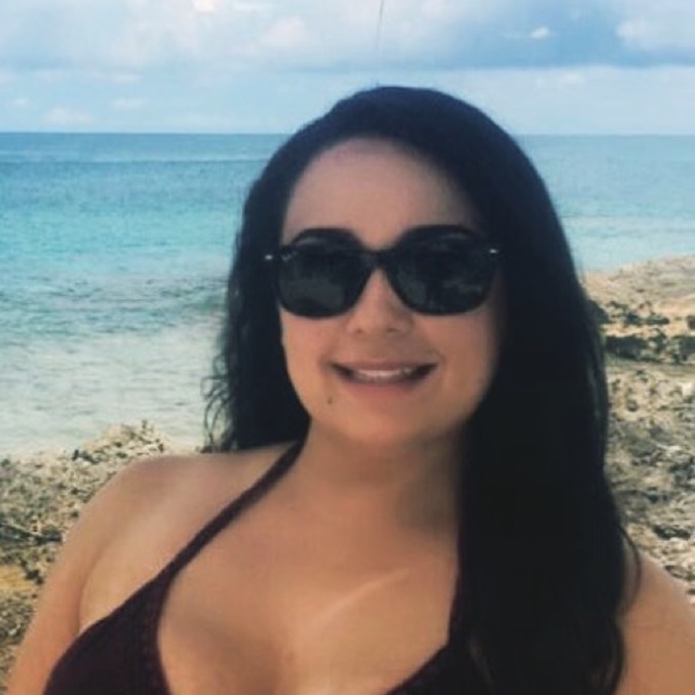 Meet your Posher, Nicole